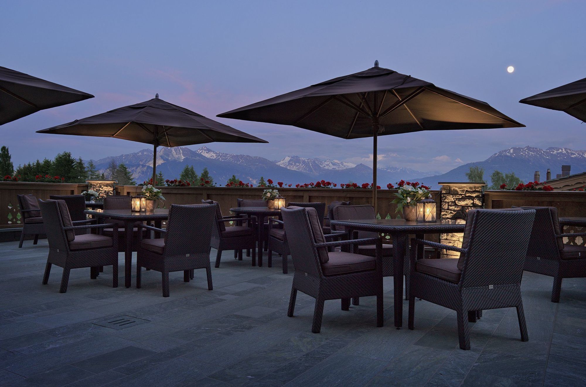 Guarda Golf Hotel & Residences Crans-Montana Nhà hàng bức ảnh